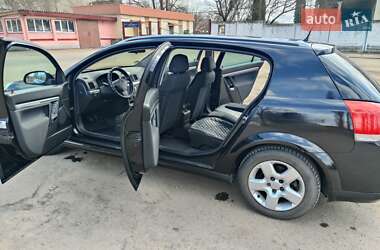Хэтчбек Opel Signum 2006 в 