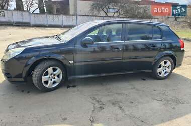 Хэтчбек Opel Signum 2006 в 