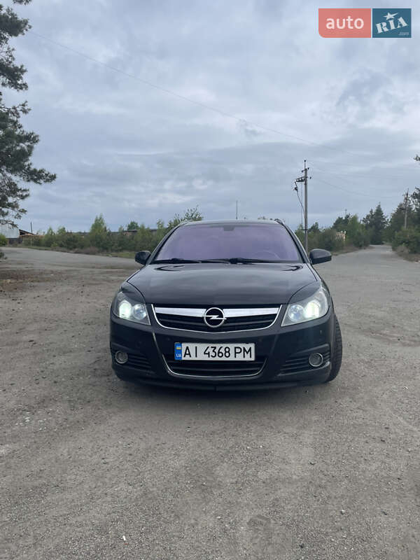 Хэтчбек Opel Signum 2006 в Киеве