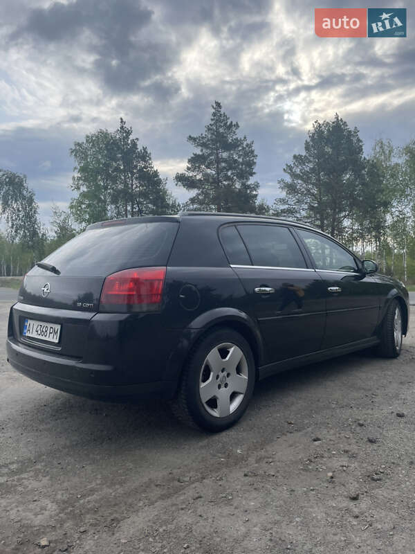Хэтчбек Opel Signum 2006 в Киеве