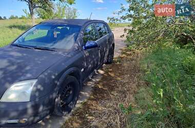Хэтчбек Opel Signum 2004 в 