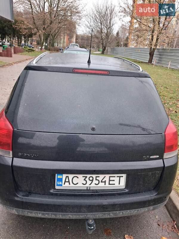 Хетчбек Opel Signum 2003 в Луцьку