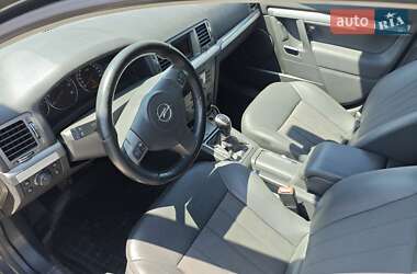 Хэтчбек Opel Signum 2008 в 