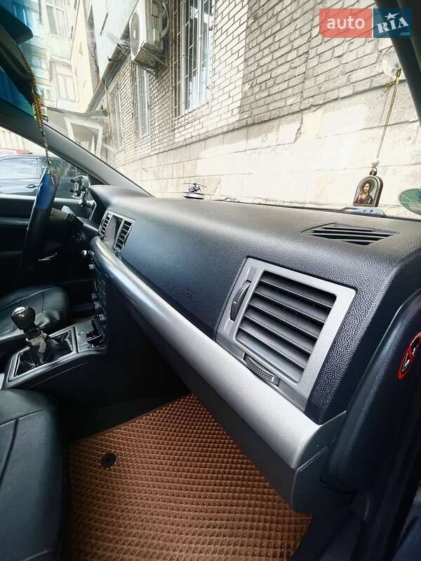 Хэтчбек Opel Signum 2003 в Львове