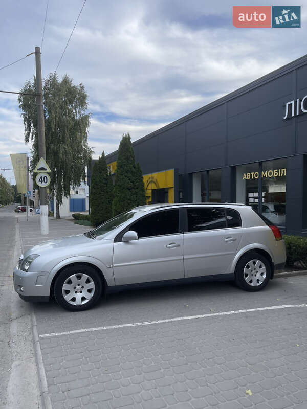 Хэтчбек Opel Signum 2005 в Запорожье