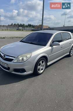 Хэтчбек Opel Signum 2008 в Львове
