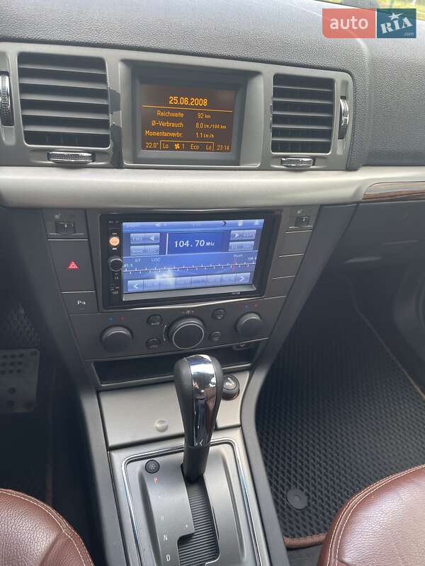 Хэтчбек Opel Signum 2008 в Львове