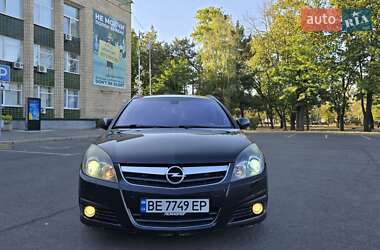 Хетчбек Opel Signum 2005 в 