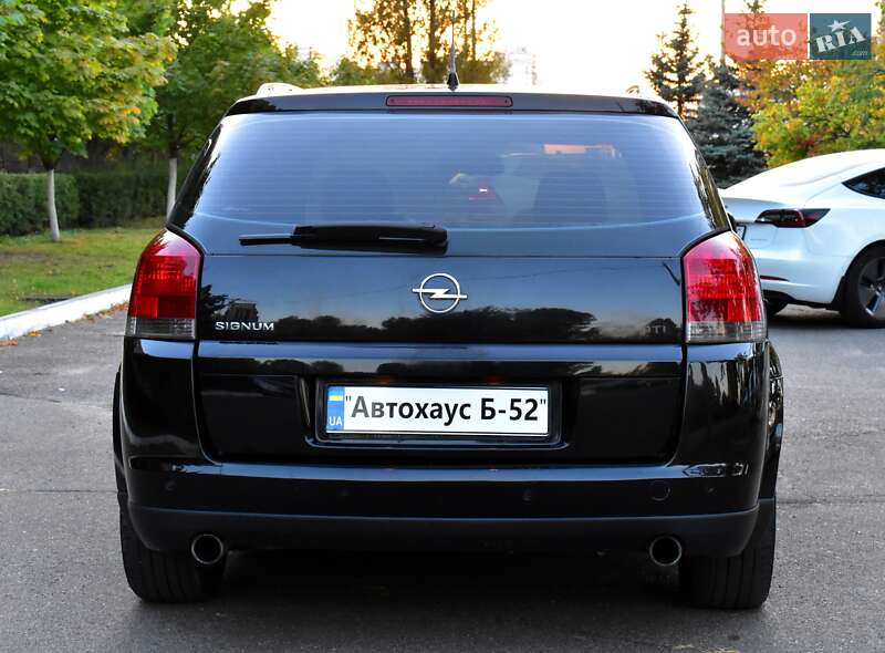 Хэтчбек Opel Signum 2003 в Киеве