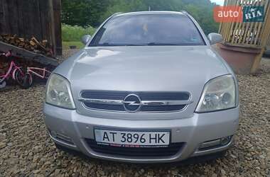 Хэтчбек Opel Signum 2004 в 