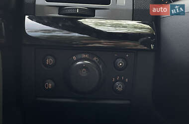 Хетчбек Opel Signum 2003 в 