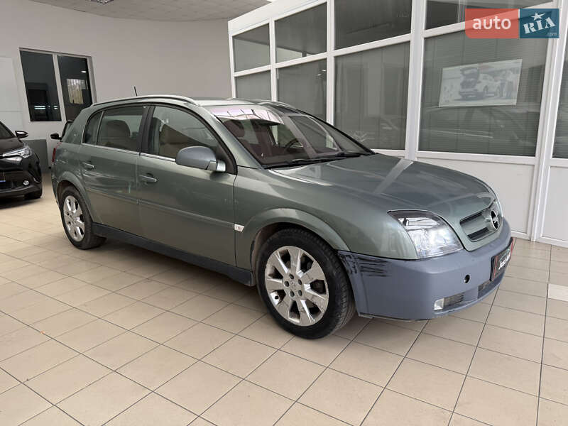 Opel Signum 2003