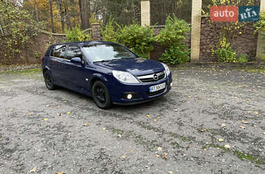 Хетчбек Opel Signum 2006 в Обухові