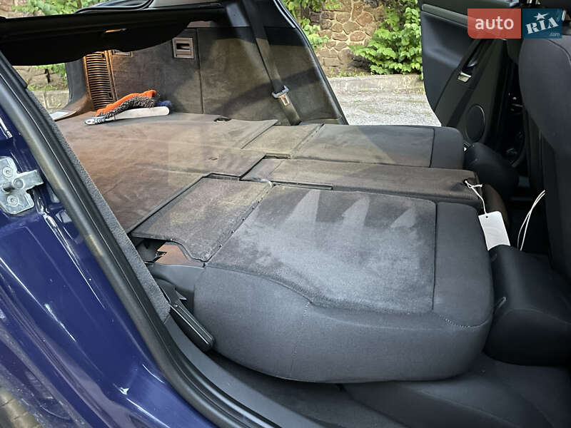 Хэтчбек Opel Signum 2006 в Обухове