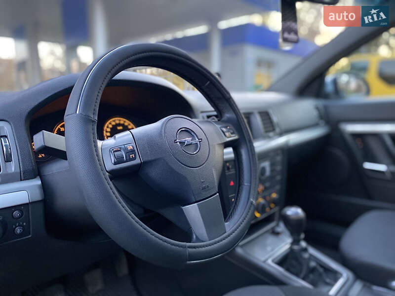 Хетчбек Opel Signum 2007 в Миколаєві