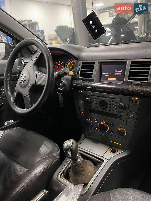 Хэтчбек Opel Signum 2004 в Изюме фото 14 Хэтчбек Opel Signum 2004 в Изюме