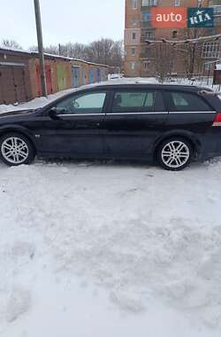 Хэтчбек Opel Signum 2004 в Гребенке