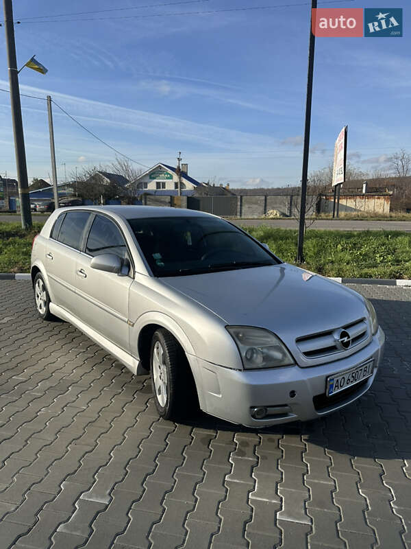 Opel Signum 2004 Opel Signum 2004