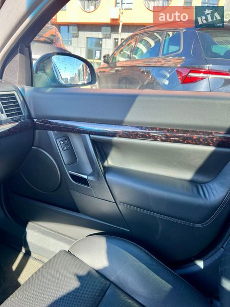 Хэтчбек Opel Signum 2004 в Киеве