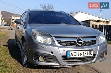 Хэтчбек Opel Signum 2006 в Ужгороде
