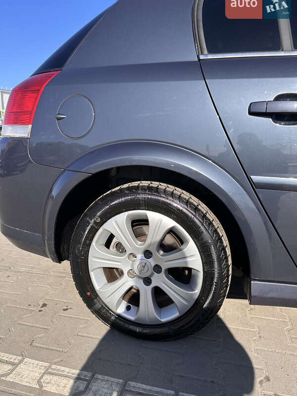 Хэтчбек Opel Signum 2008 в Святопетровское фото 6 Хэтчбек Opel Signum 2008 в Святопетровское