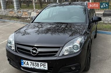 Хэтчбек Opel Signum 2005 в Киеве