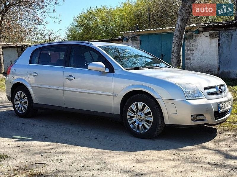 Хетчбек Opel Signum 2005 в Жовтих Водах