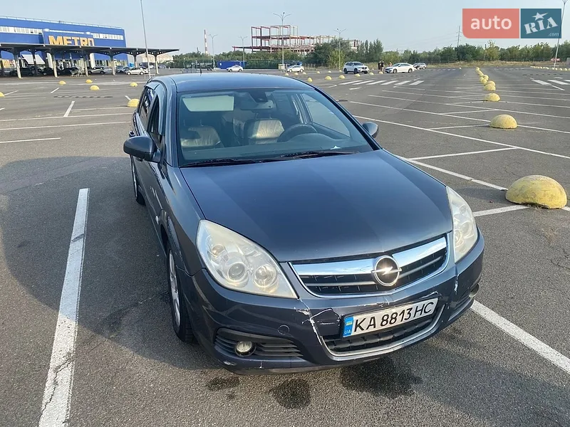 Opel Signum 2006