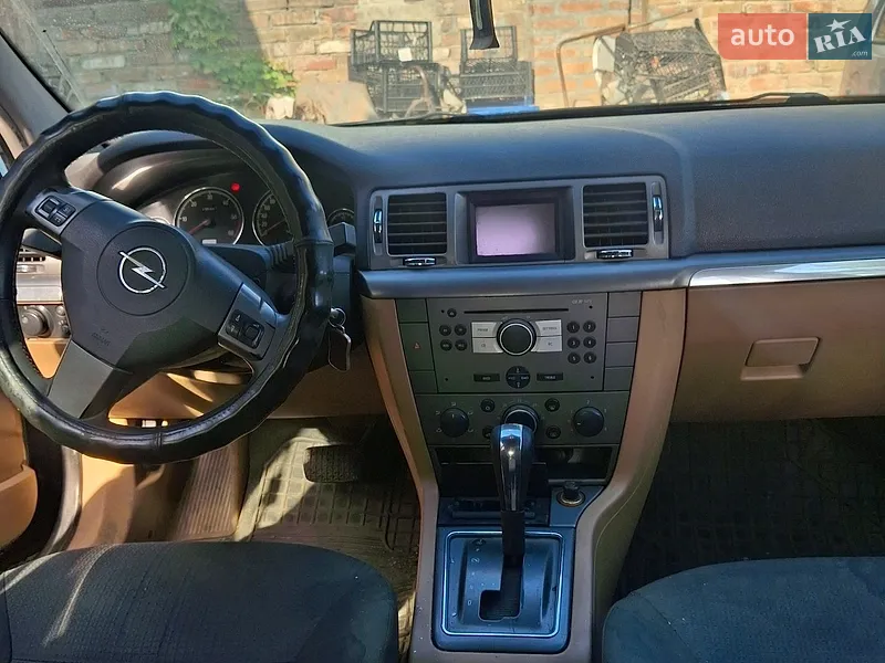 Opel Signum 2006