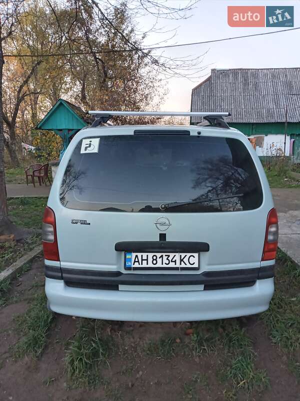 Мінівен Opel Sintra 1999 в Тячеві