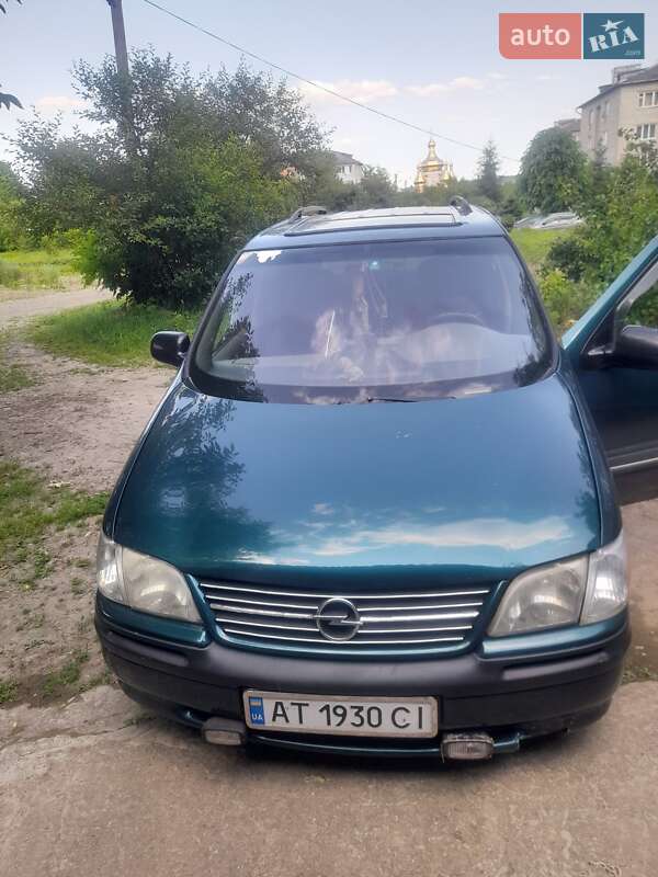 Opel Sintra 1998