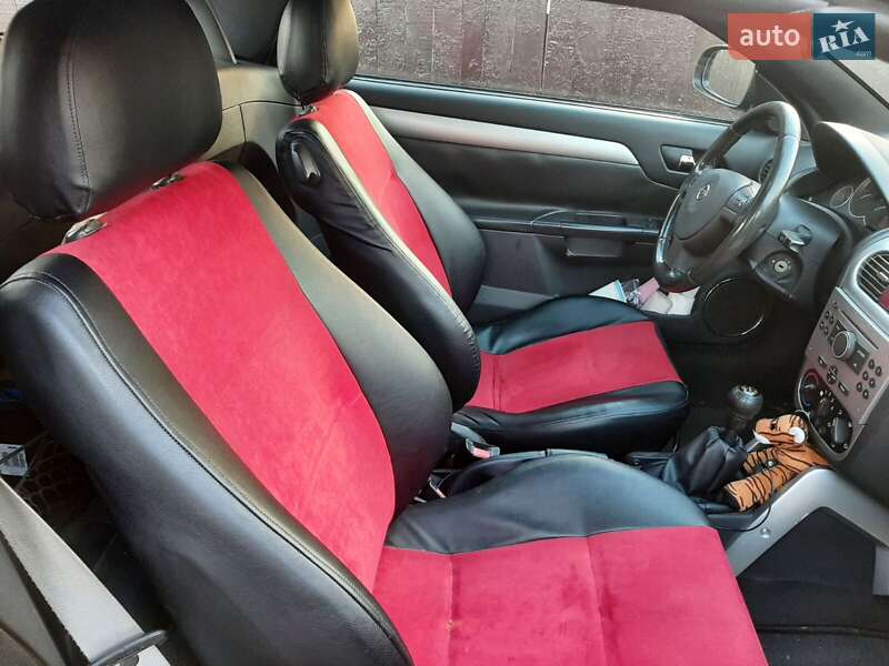 Кабриолет Opel Tigra 2005 в Черновцах