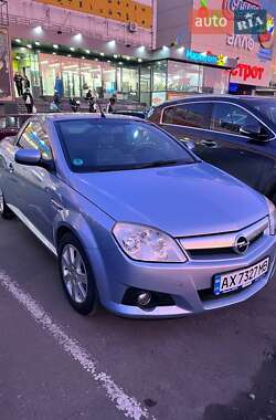Кабриолет Opel Tigra 2007 в Машевке