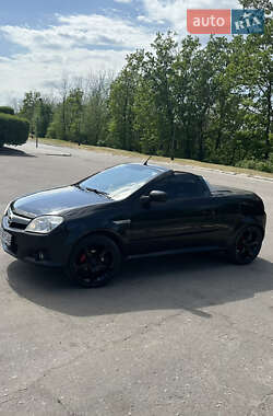 Кабриолет Opel Tigra 2007 в Червоному Донце