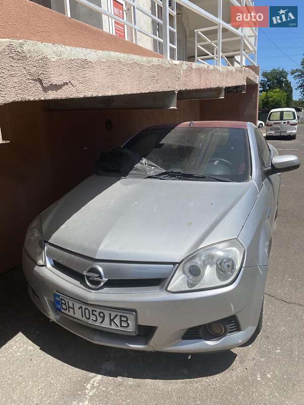 Opel Tigra 2007