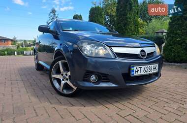 Кабриолет Opel Tigra 2006 в 