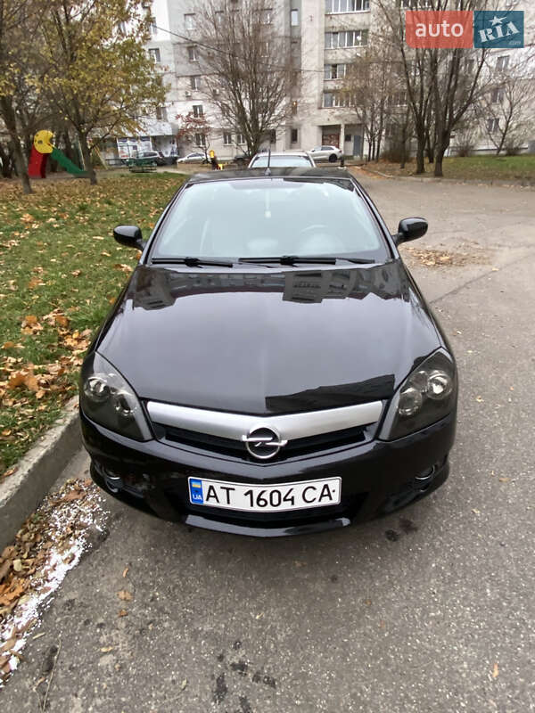 Opel Tigra 2005