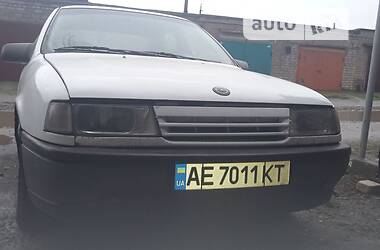 Седан Opel Vectra A 1992 в Вольногорске