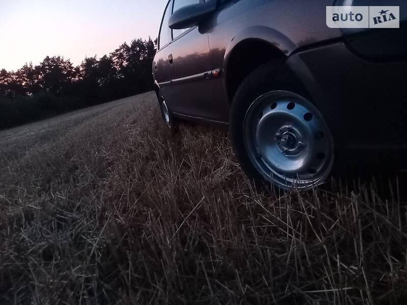 Opel Vectra B