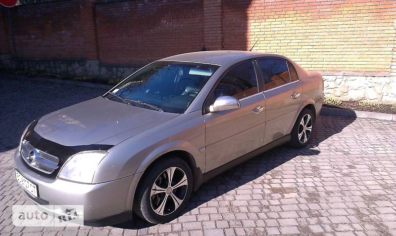 Седан Opel Vectra 2004 в Львове