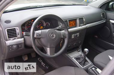 Седан Opel Vectra 2006 в Киеве