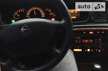Седан Opel Vectra 1999 в 