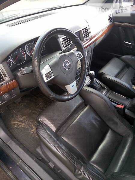 Седан Opel Vectra 2005 в Днепре