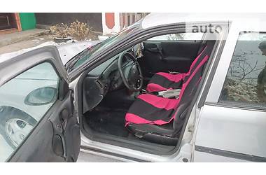 Седан Opel Vectra 1998 в Луцке