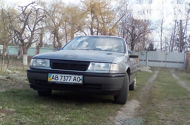 Хэтчбек Opel Vectra 1992 в Немирове