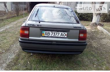 Хэтчбек Opel Vectra 1992 в Немирове