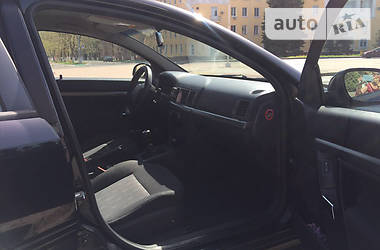 Седан Opel Vectra 2005 в Черноморске