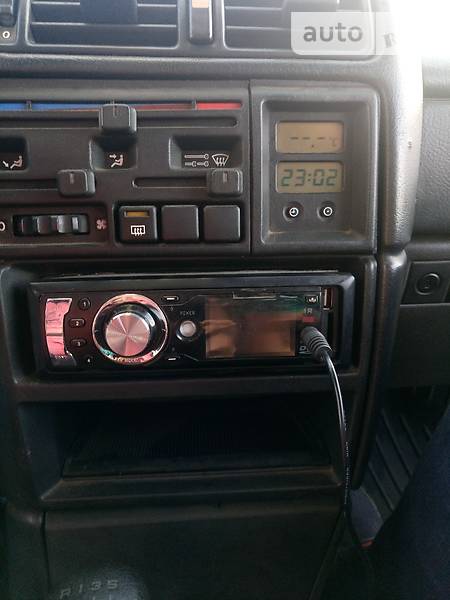Седан Opel Vectra 1990 в Кривому Розі