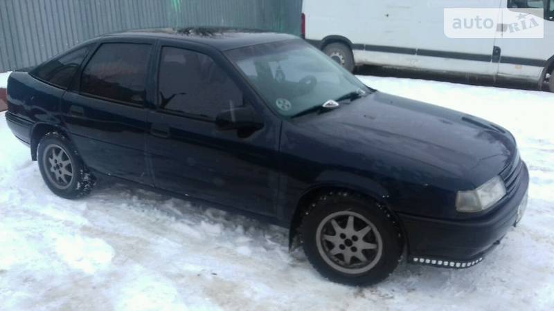 Хэтчбек Opel Vectra 1990 в Каменец-Подольском