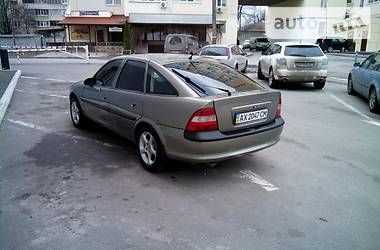 Хэтчбек Opel Vectra 1996 в Харькове